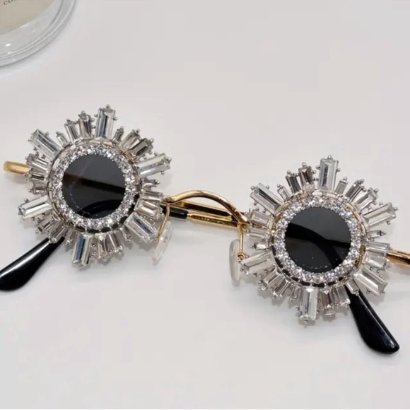 FASHION LUXURY SNOWFLAKES SUNGLASSES ?✨New